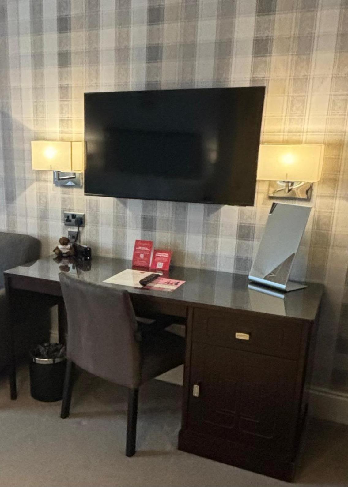 Leonardo Edinburgh City Екстер'єр фото